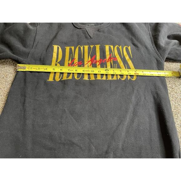 Young and Reckless Black Logo Pullover Sweater Long Sleeve Spellout Size Large - Picture 6 of 6